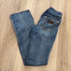 Wrangler Women's Boot Cut Jeans in Classic Blue